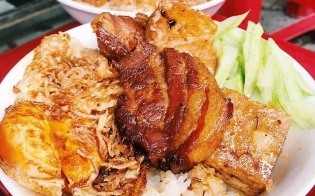 Mai - Phở Bò Đặc Biệt - Hoàng Hoa Thám