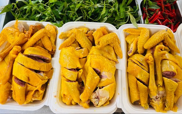 Châu Ngọc Thảo Food - Gà Ủ Muối & Ăn Vặt - Phú Lợi