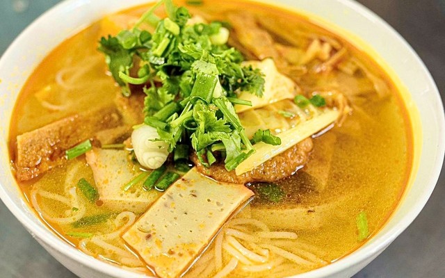 Bún Chả Cá Bờm - 108 Bà Triệu