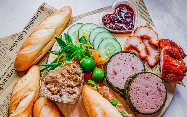 Bánh Mì Hội An Bé Đỏ - Út Tịch