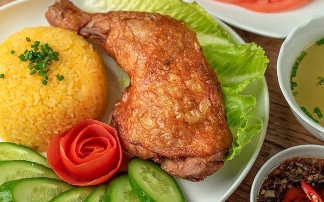 Cơm Gà Xối Mỡ Nhật Anh - Đường DT743C