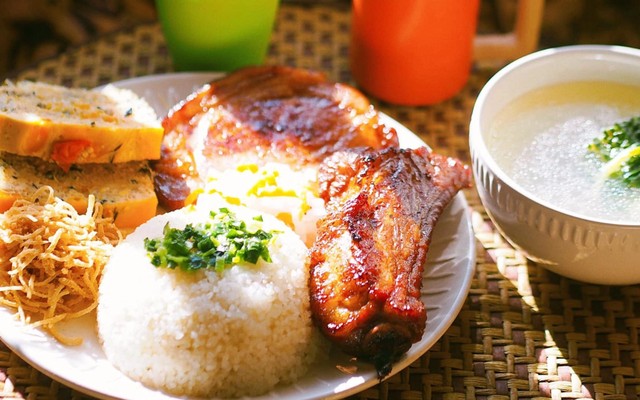 Cơm Sườn Nướng Sài Gòn Nhung Giang
