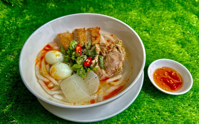 Bánh Canh Gia Lai Cô Tuyết - Đường Số 4