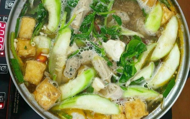 Lẩu Cua Đồng Chả Sụn - Nguyễn Súy