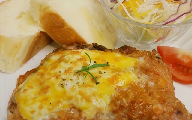 Bittet Gà Phô Mai - Golden Steak Chicken - 966 Tân Kỳ Tân Quý