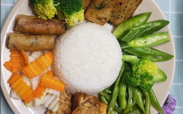 Cơm Chay Tịnh Tâm - 530 Nguyễn Oanh