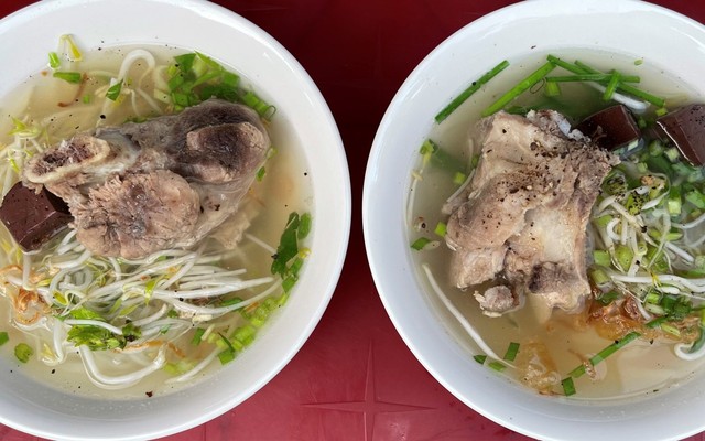 Hủ Tiếu Hoa Viên - Đề Thám