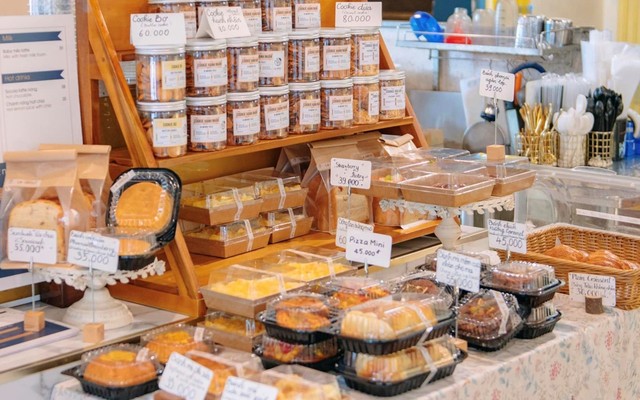 Le Début - The Cake And Tea shop