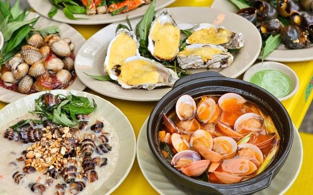 Ốc Sinh Viên 35K - Đường Số 3