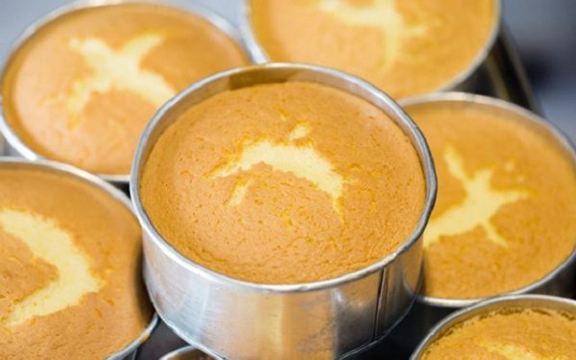 Tiệm Bánh Cá Mập