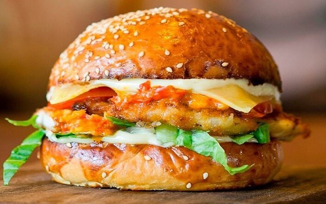 Hamburger Sơn - Bà Triệu