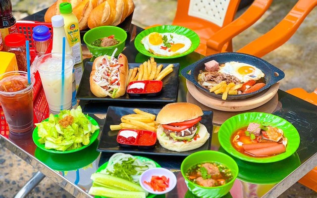 Bánh Mì Xíu Mại & Hamburger Ba Phương - Nguyễn Ái Quốc