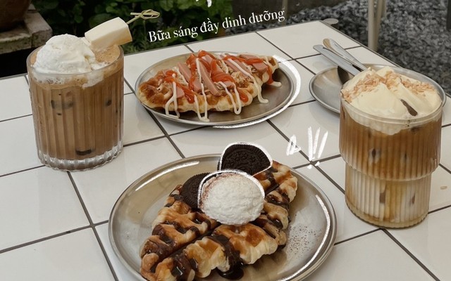 Gác de.art - Coffee & Dessert - 44 Phong Châu