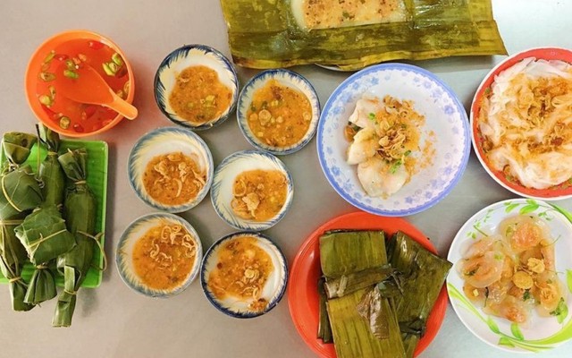 Quán Bánh Cô Chú - Bèo, Nậm & Lọc