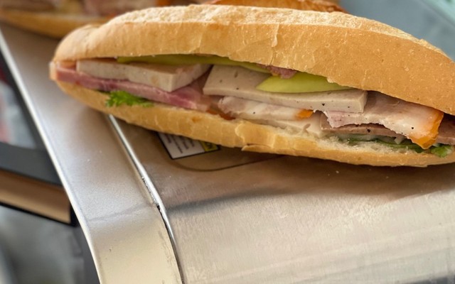Bánh Mì Anh Thư - Lê Duẩn