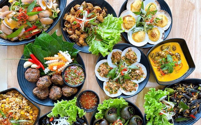 Ốc Vượt - Bùi Xuân Phái