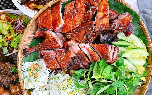 Vịt Nướng Lu - Lê Hồng Phong