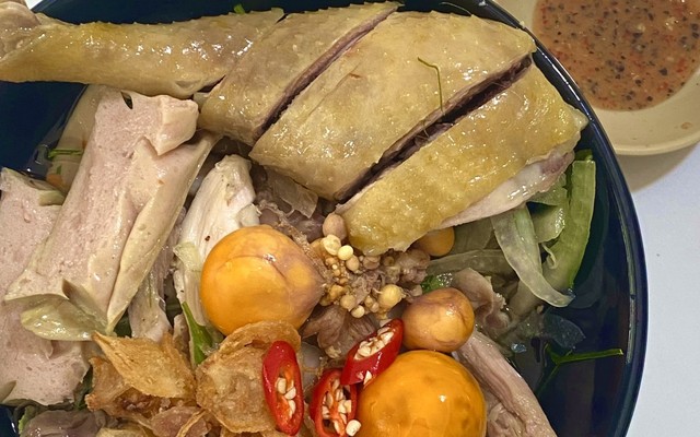 Bánh Ướt Lòng Gà & Cơm Gà - Minh Lộc