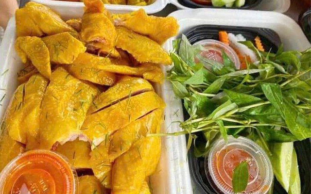 Gà Ủ Muối Ông Thanh Thủ Dầu Một - 126 Thích Quảng Đức