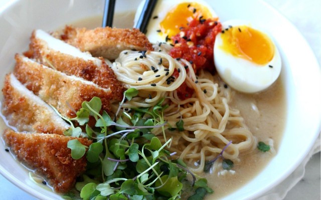 Izakaya Nekochan - 374 Hoàng Minh Thảo