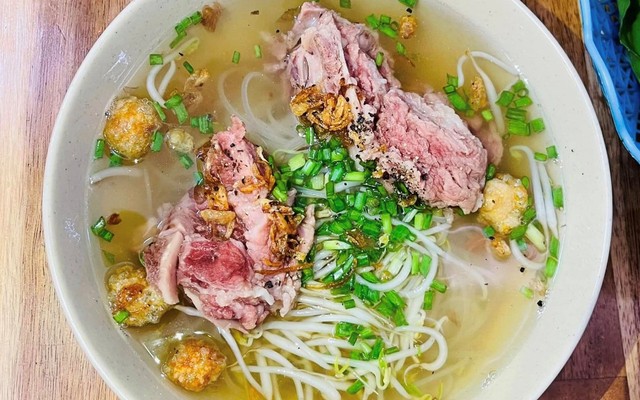 Hủ Tiếu Sa Đéc - Trần Phú