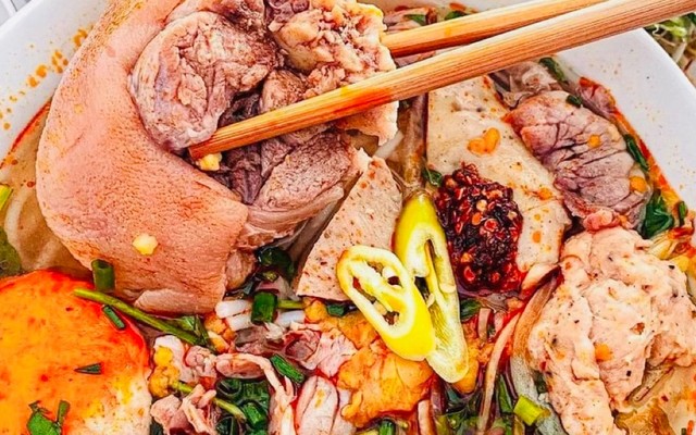 Quán Bún Bò Chú Tèo - Ấp Chánh 2