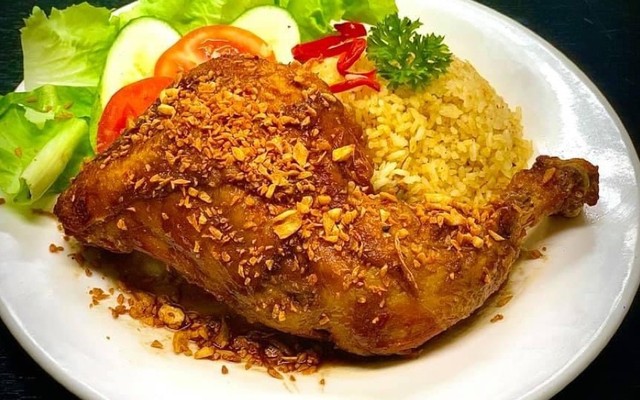 WooRoo Food Món Âu Giá Việt - Cơm Gà Xối Mắm & Bún Đậu - Võ Chí Công