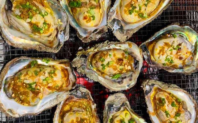 Hải Sản Bình Minh - Hàu Nướng Mỡ Hành & Hải Sản Tươi Ngon - 395 Trần Hưng Đạo