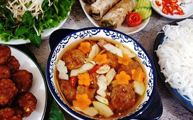 Bún Chả Cô Đào - Lĩnh Nam