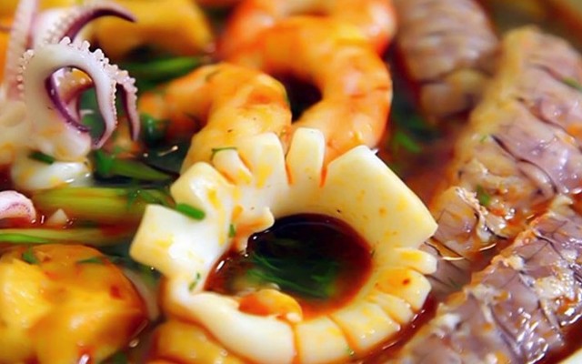 Bún Hải Sản Vân Đồn Quảng Ninh - Hồ Đền Lừ