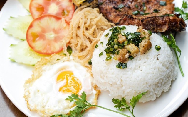 Cơm Tấm Khu 12 - Lương Ngọc Quyến