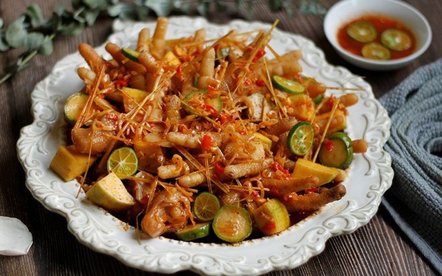 Ăn Vặt Mêli - Chân Gà Sốt Thái - Phạm Văn Chiêu