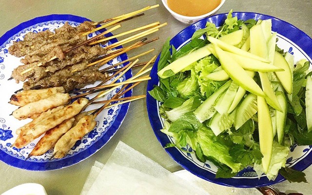 Nem Chả Lụi Cô Mười - Nguyễn Huệ