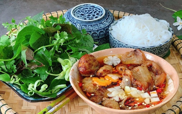 Quán Ăn Hà Nội Phố - Bánh Cuốn Chả, Bún Chả Hà Nội, Bún Đậu Mắm Tôm