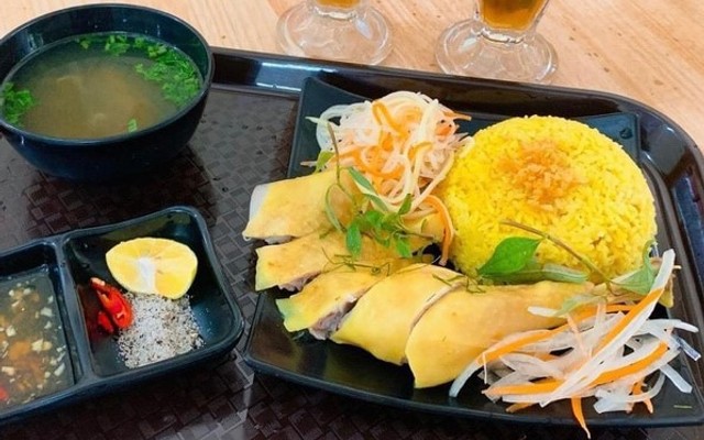 Ti Tỉ Quán - Tàu Hũ, Trà & Cơm Gà Hội An - Nguyễn Công Mỹ