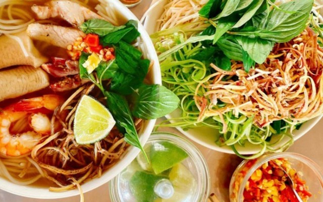Bún Riêu & Bún Nước Lèo Sóc Trăng Chế Ba - Trần Chiên