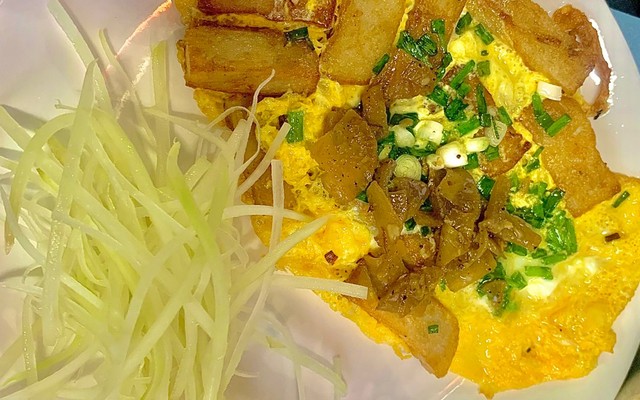 Quán Thánh Tâm - Bột Chiên, Bún Thịt Nướng & Bánh Bèo Chén - Quốc Lộ 1A