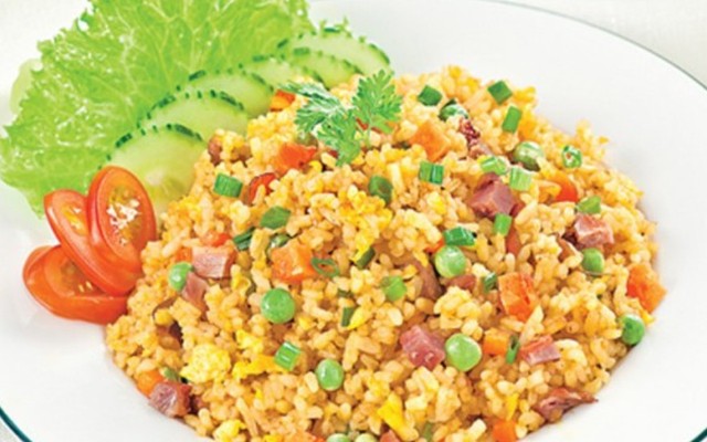 Cô Út - Cơm Chiên Dương Châu & Mì Xào