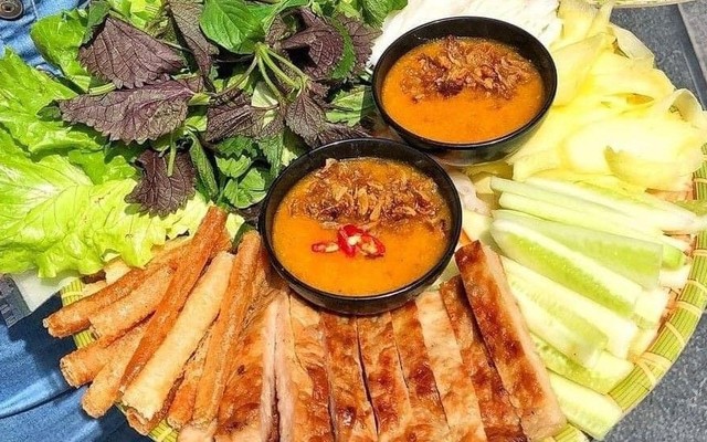 Cơm Chiên Dưa Bò & Nem Lụi Nướng - A Nam