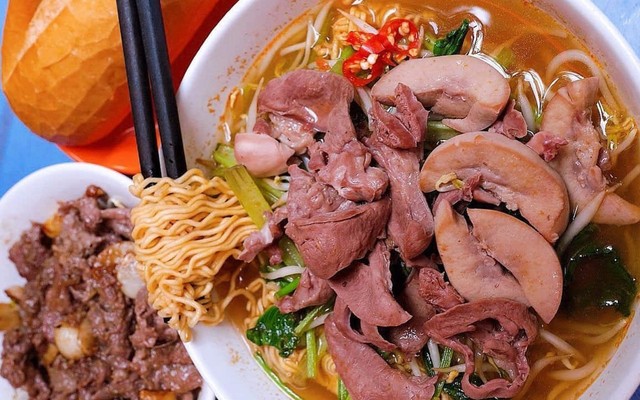 Mỳ Chua Cay - 2 Ngõ Tô Hoàng