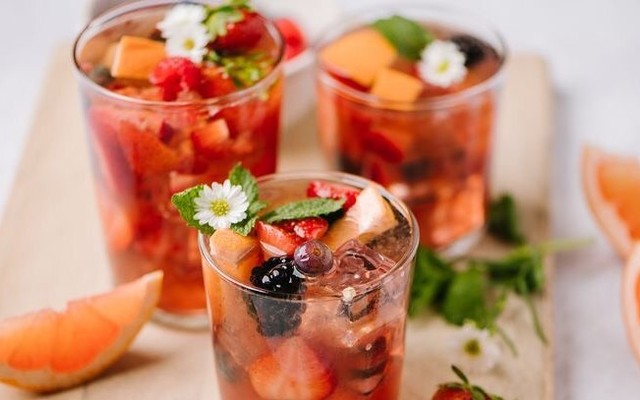 Sun Coffee And Tea - Lê Trọng Tấn