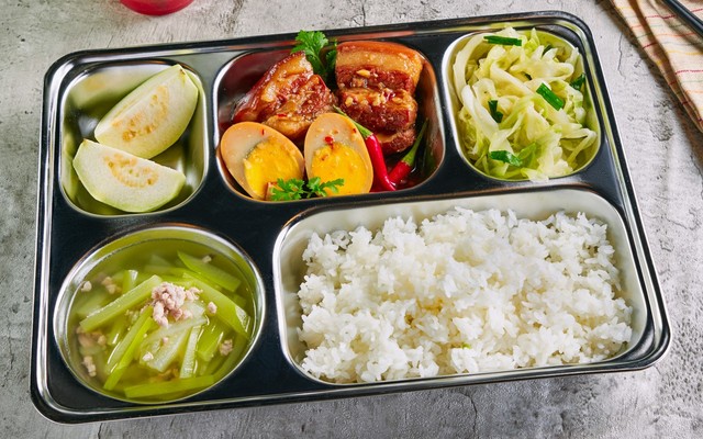 Flora 76 - Cơm Gà Chiên Mắm Tỏi, Ăn Vặt & Thức Uống