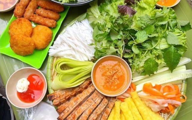 Bún Chả Quạt & Nem Nướng Nha Trang - 147 Mai Đăng Chơn