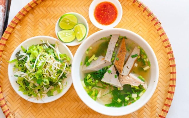 Út Bán Bún - Bánh Canh & Bún Chả Cá Nha Trang