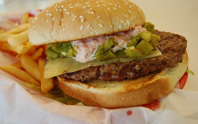 Cơm Gà Sốt Mắm Cô Ba