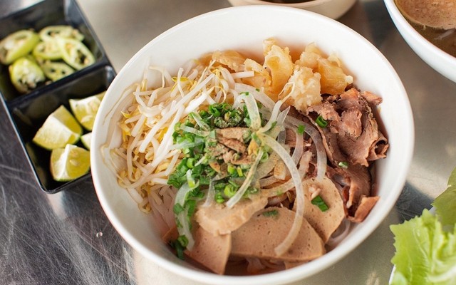 Quán Thảo Quyên - Phở , Bún Bò & Cơm Phần - Hồ Văn Cống