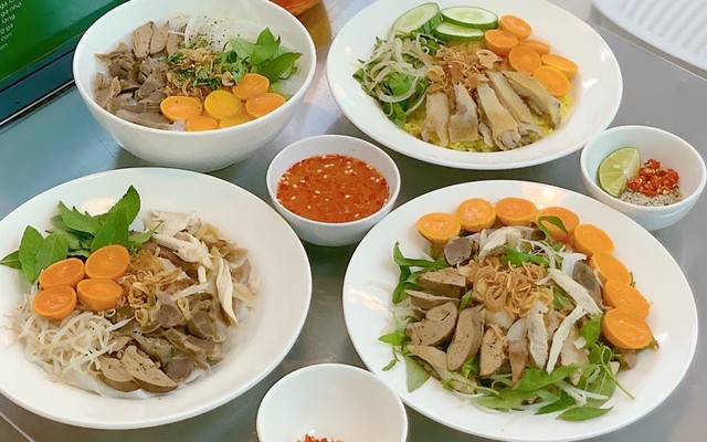 Chờ Chút - Bánh Ướt Lòng Gà - Lê Quang Định