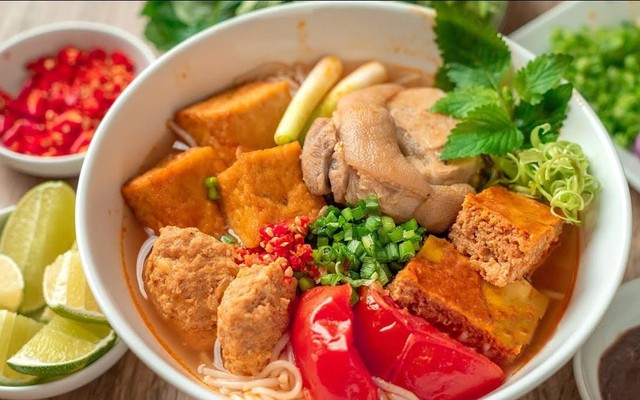Bún Riêu Chả Cá Thu - Nguyễn Thị Thập