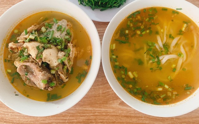 Quán 75 - Bánh Canh Cá Lóc - Ngô Thì Nhậm