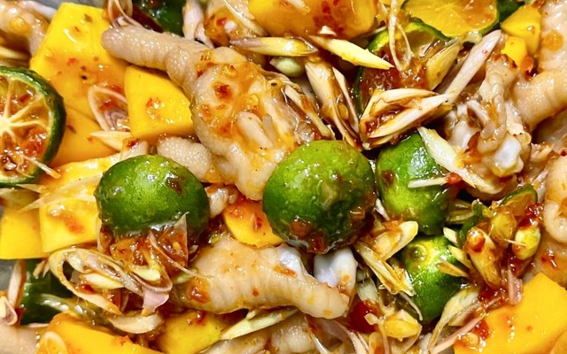 Min Milktea - Chân Gà Sả Tắc & Bánh Cuốn Thịt Heo